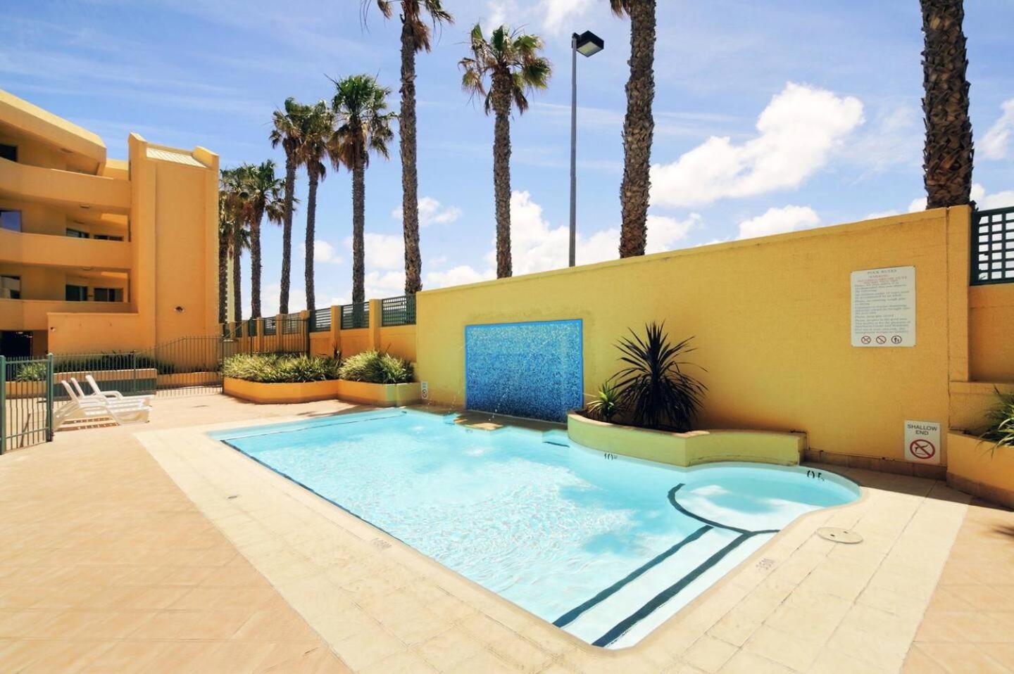 Sandcastles Beachfront Luxury Retreat Apartment Perth Esterno foto