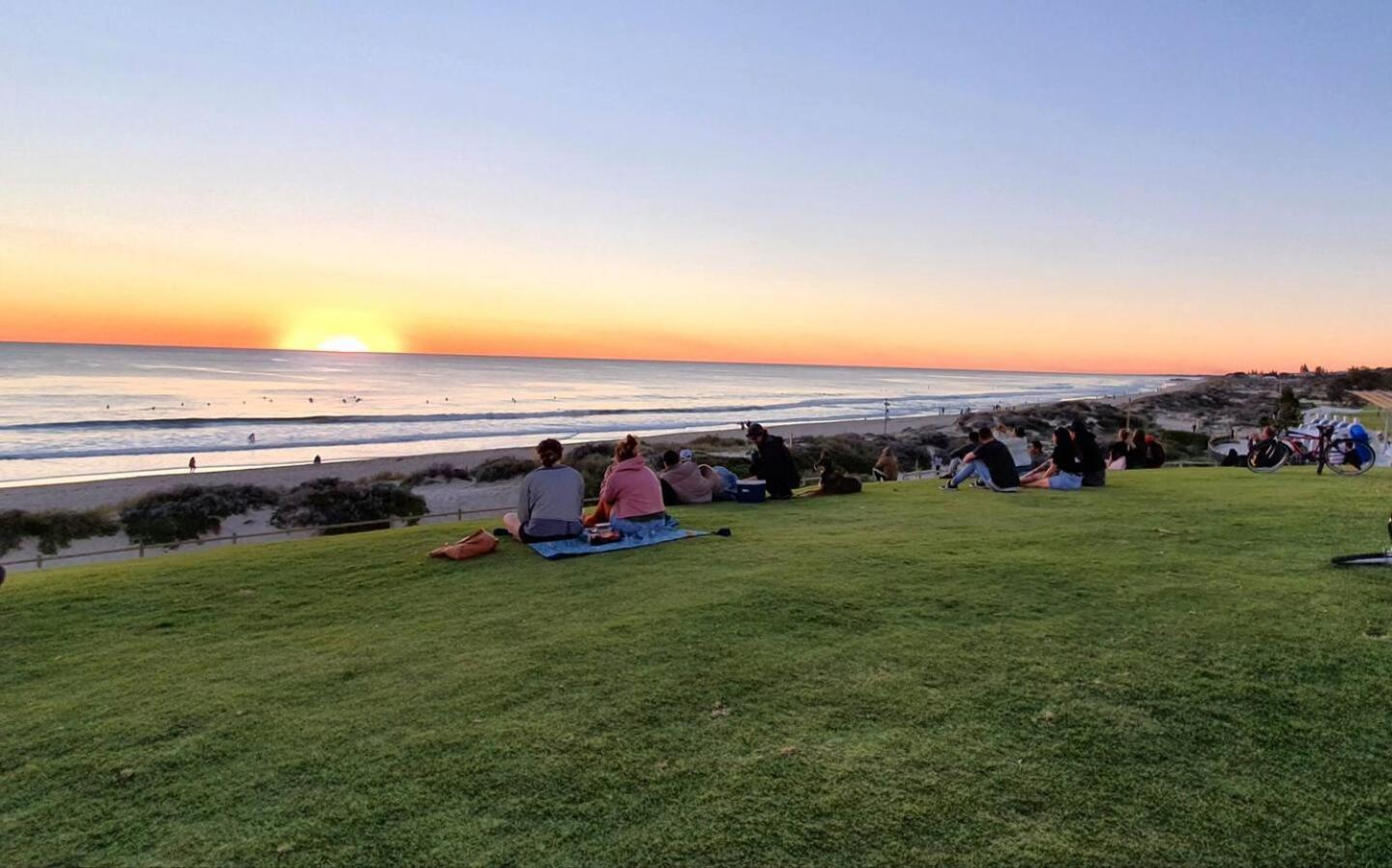 Sandcastles Beachfront Luxury Retreat Apartment Perth Esterno foto