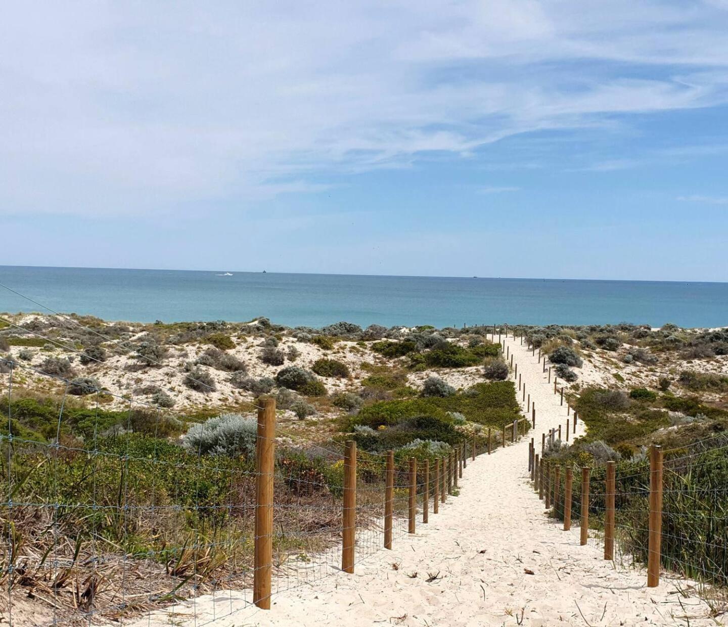 Sandcastles Beachfront Luxury Retreat Apartment Perth Esterno foto